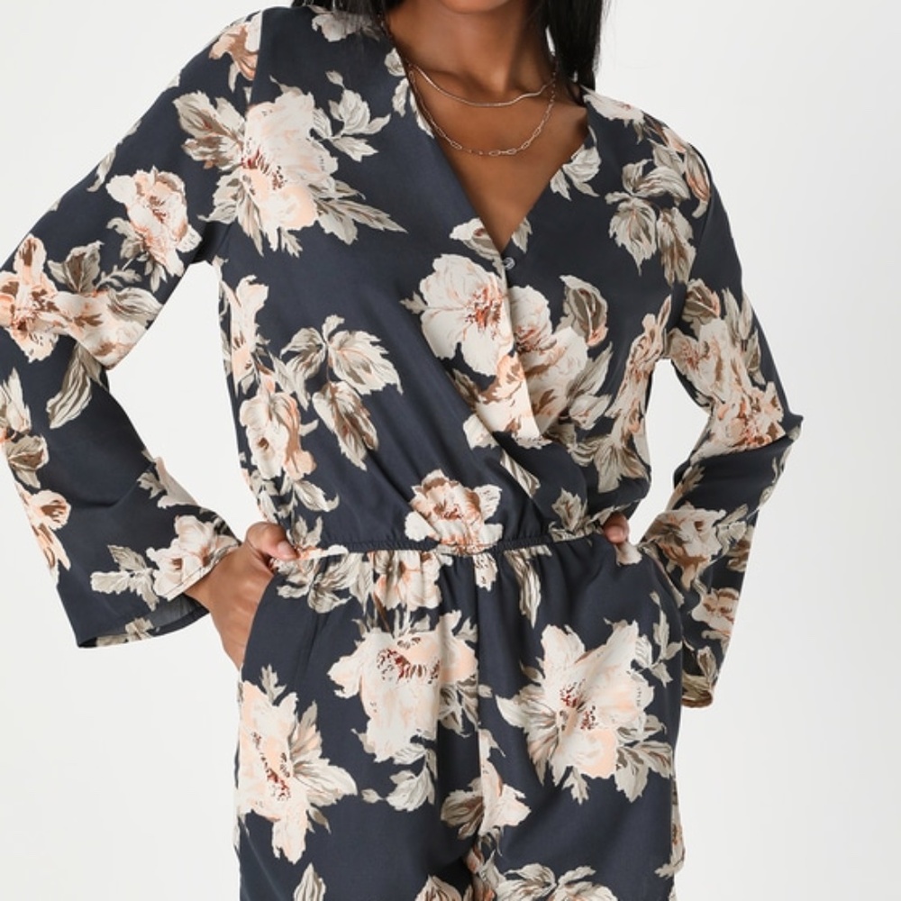 Lulus Prairie Daydream Washed Navy Blue Floral Print Romper - Size S